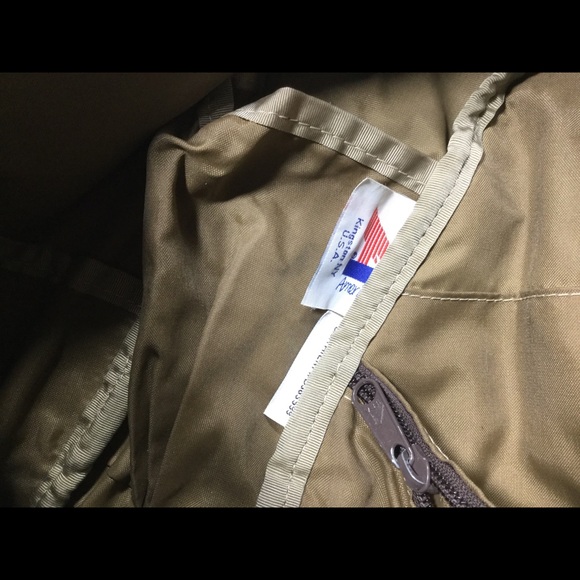 Ameribag Healthy Back Leather Backpack Bag - Picture 9 of 16